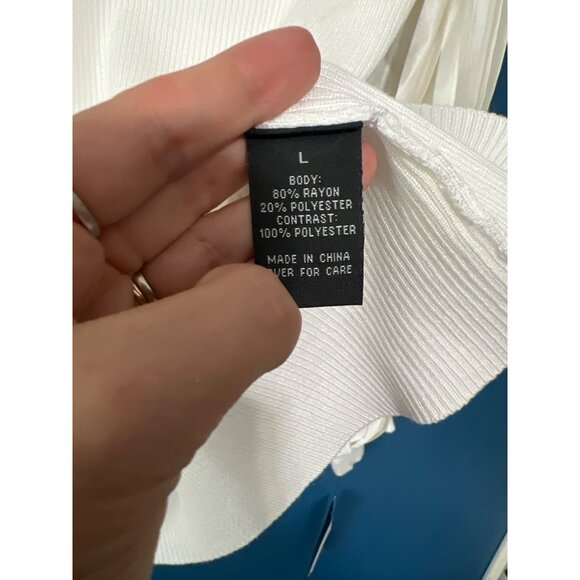 BCX Womens Ribbed Knit Sweater With Pleated Balloon Sleeves In White - Picture 10 of 11